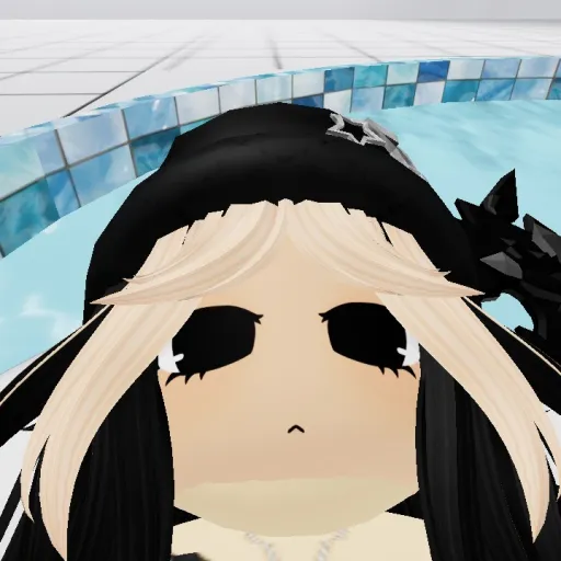 creator little bee stull's avatar