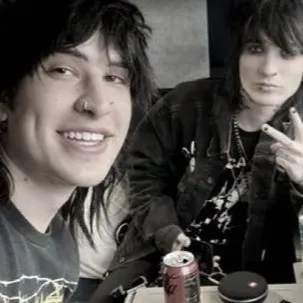 chat with ai character: Jake and Johnnie