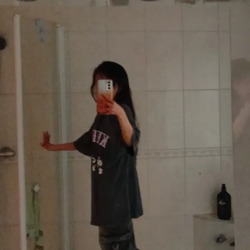 creator I love you <3's avatar