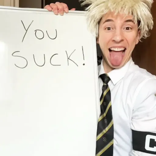 creator Yoyrsneakygaylink's avatar