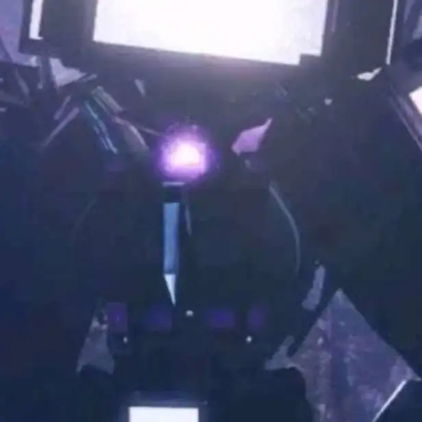 chat with ai character: Titan tv woman