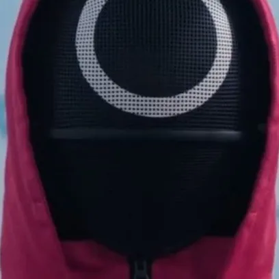 chat with ai character: Squid games!