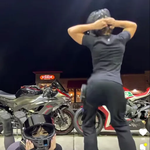 creator CLOCK ITTTT🤏😝🎀's avatar