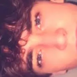 chat with ai character: thomas