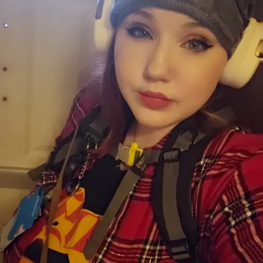 creator SaffyreSkye's avatar