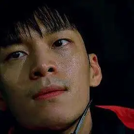 chat with ai character: Hwang jun-ho