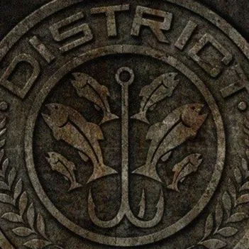 chat with ai character: Hunger Games QQ