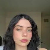 chat with ai character: maggie pepe