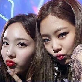 creator 333 myung-gi's avatar