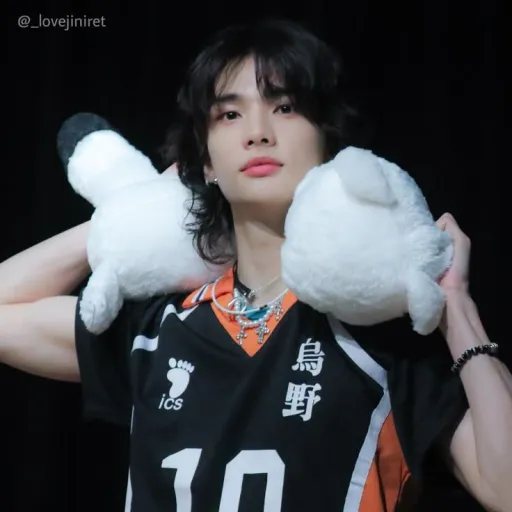 creator StraykidZgurlEviE's avatar