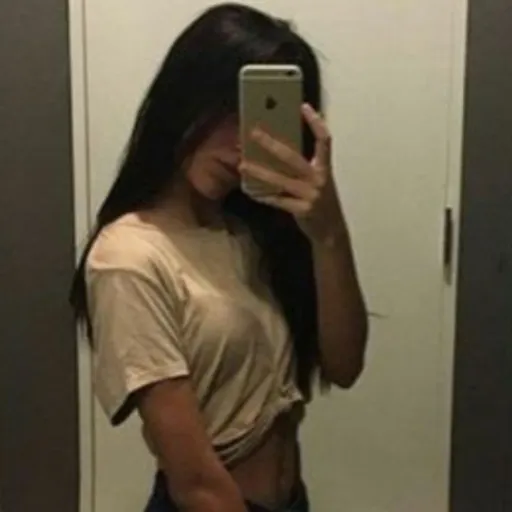 creator 🕸️Diani's🍁's avatar