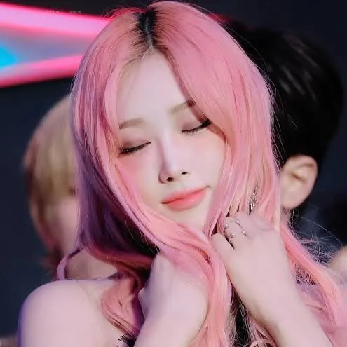 creator Im in my flop era😘's avatar