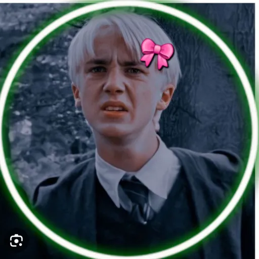 creator ✨️🐍DRACO_MALFOY🐍✨️'s avatar