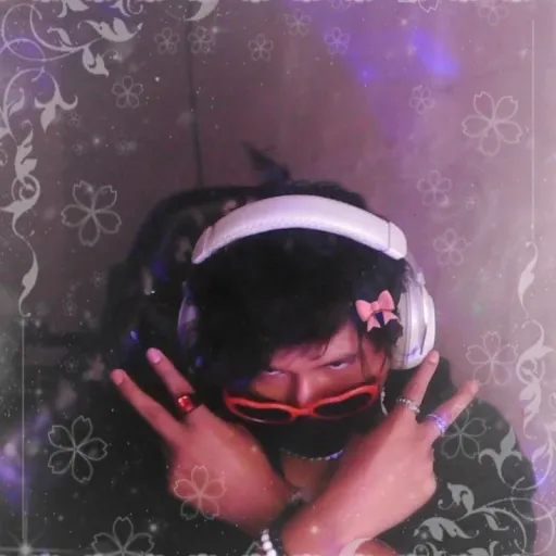 creator mmmmmm_io q wey🤔's avatar