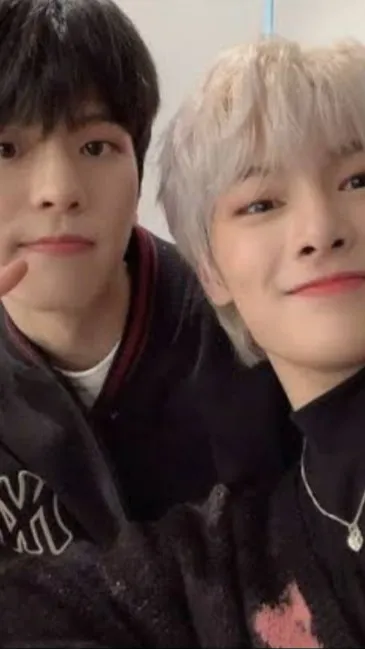 ai character: Seungin background