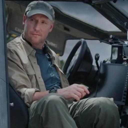 creator pete moore eh's avatar