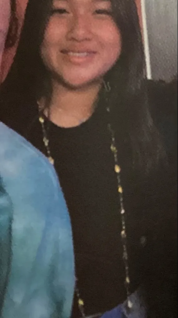 ai character: Ivanna  background