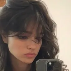 chat with ai character: Ari abdul