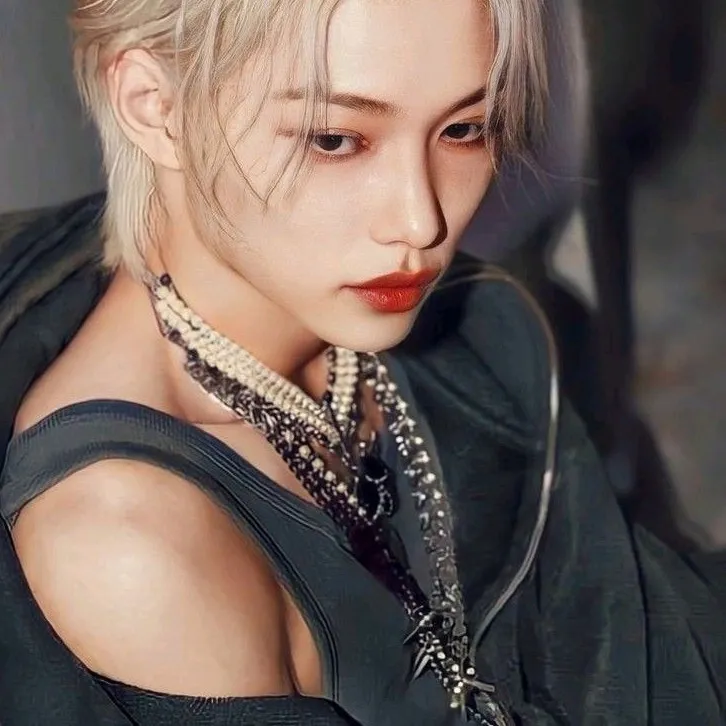 chat with ai character: ✨Felix✨