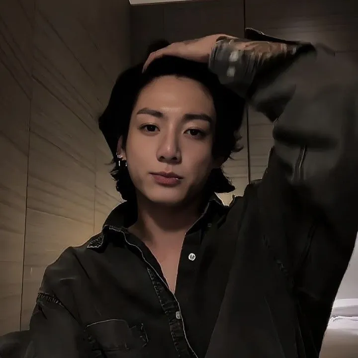 chat with ai character: ✨Jungkook✨