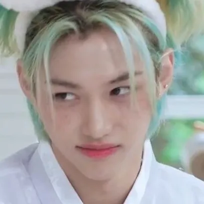 chat with ai character: ✨Felix✨