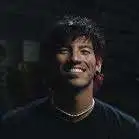 chat with ai character: Josh Dun