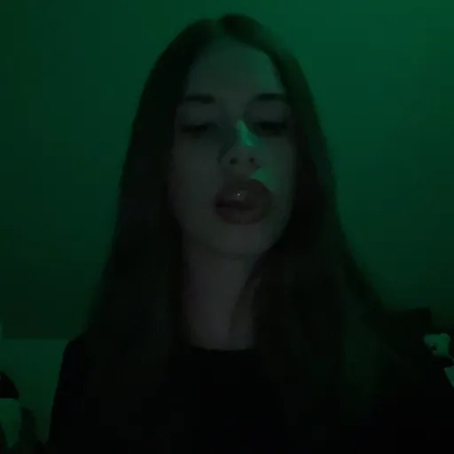 creator Sosi_thestaa💗💜's avatar