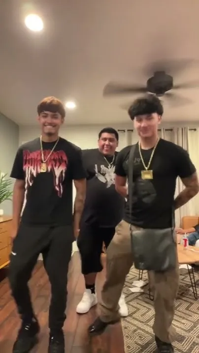 ai character: Friend group background