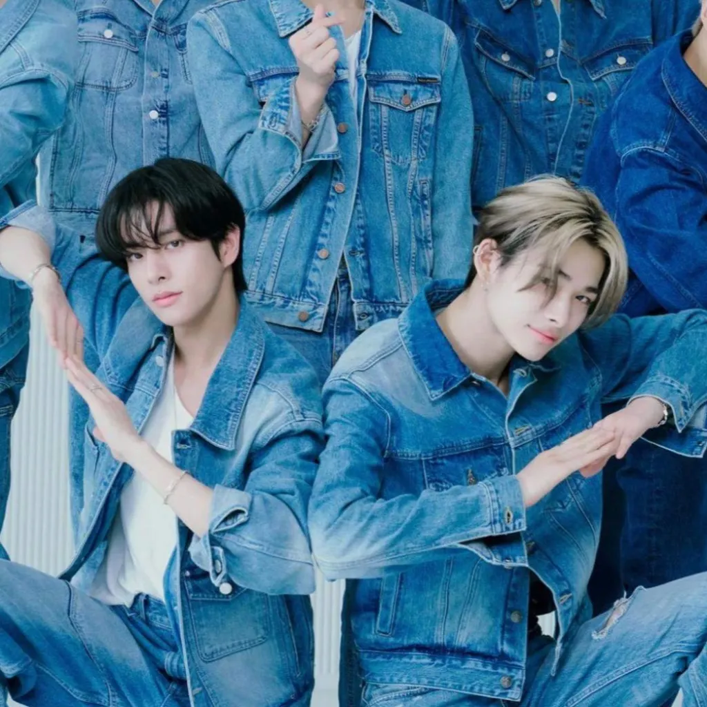 chat with ai character: Enhypen