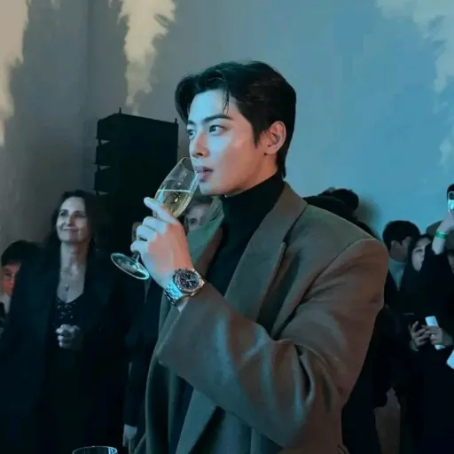 creator Emili ❤️💜❤️💜's avatar