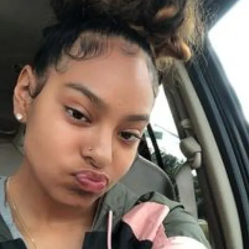 creator IT'S ya girl niya's avatar