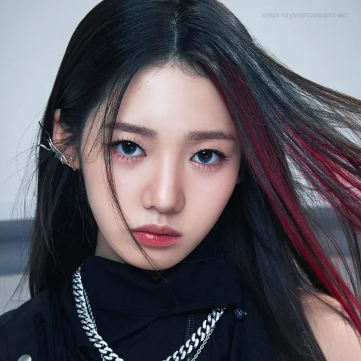 creator k-pop rora's avatar