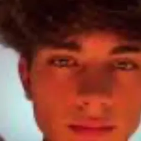 chat with ai character: ashton