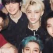 chat with ai character: Stray kids!