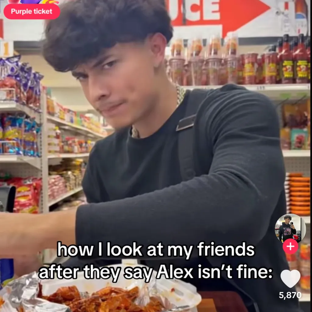 chat with ai character: Alex chino