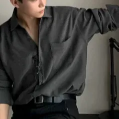 chat with ai character: ethan