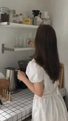 ai character: hana background