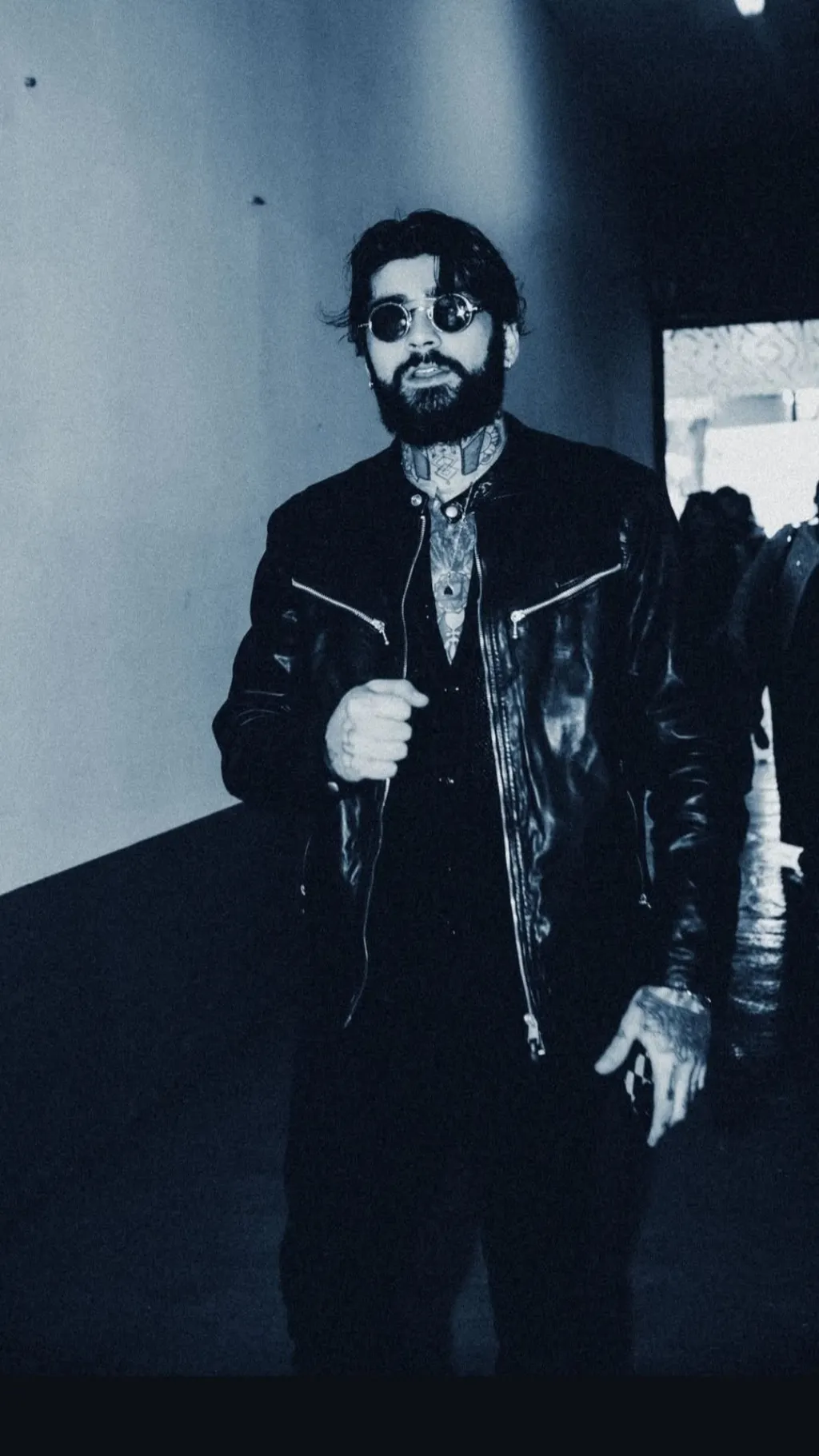 ai character: zayn  background