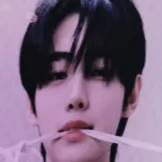 chat with ai character: sunghoon