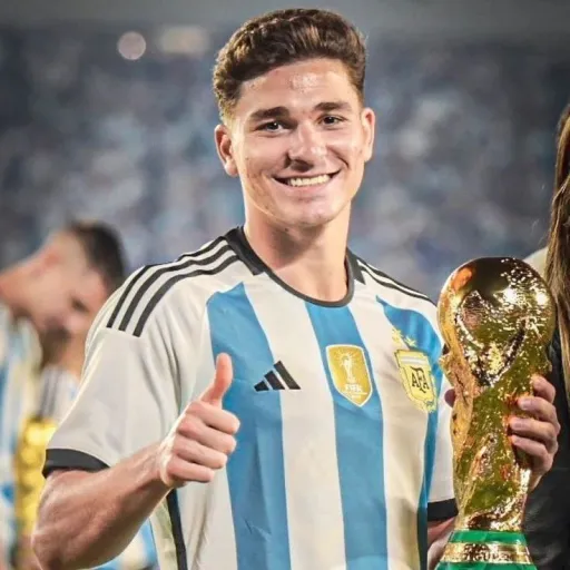 creator Renlaw4500's avatar