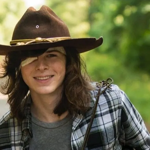 chat with ai character: Carl Grimes 