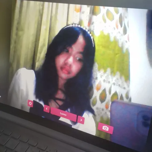 creator _.Yvaine's avatar