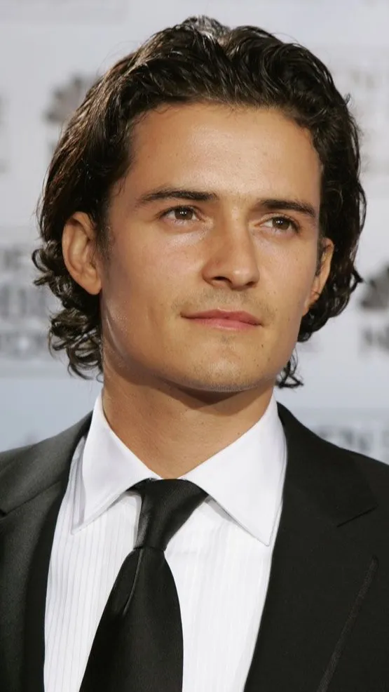 ai character: Orlando Bloom background
