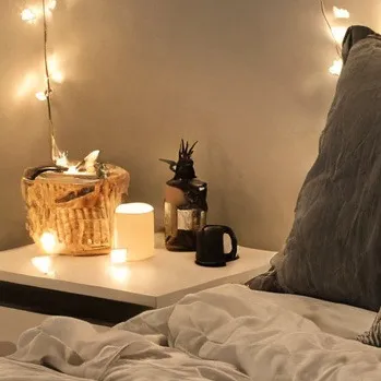 chat with ai character: Sleepover 