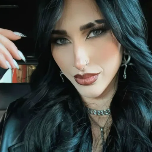 creator Rose Ripley's avatar