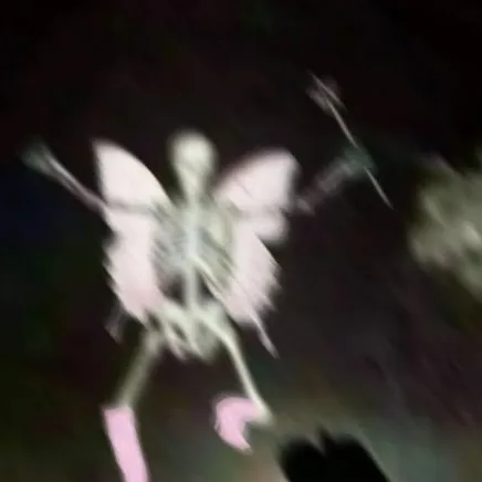 chat with ai character: NAH