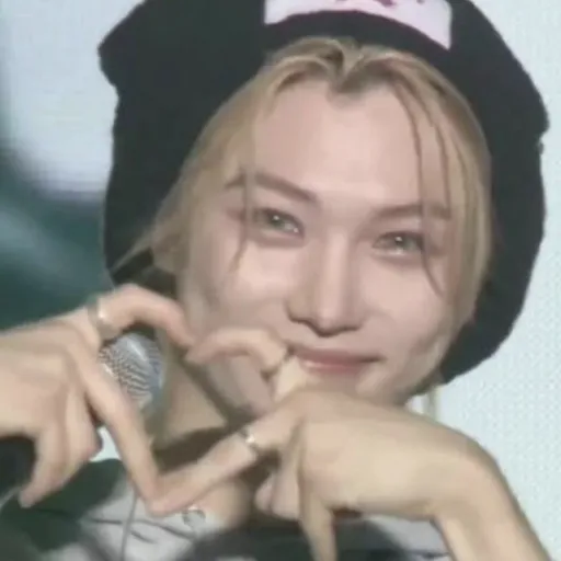 creator K-Pop-Chicken's avatar