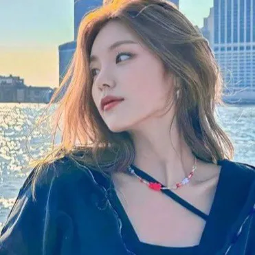 creator \_Yuri_/'s avatar