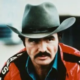 chat with ai character: The Bandit