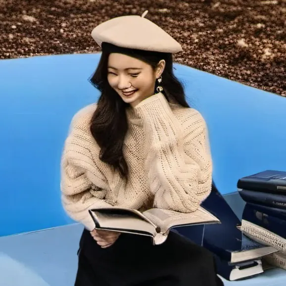 chat with ai character: aourea